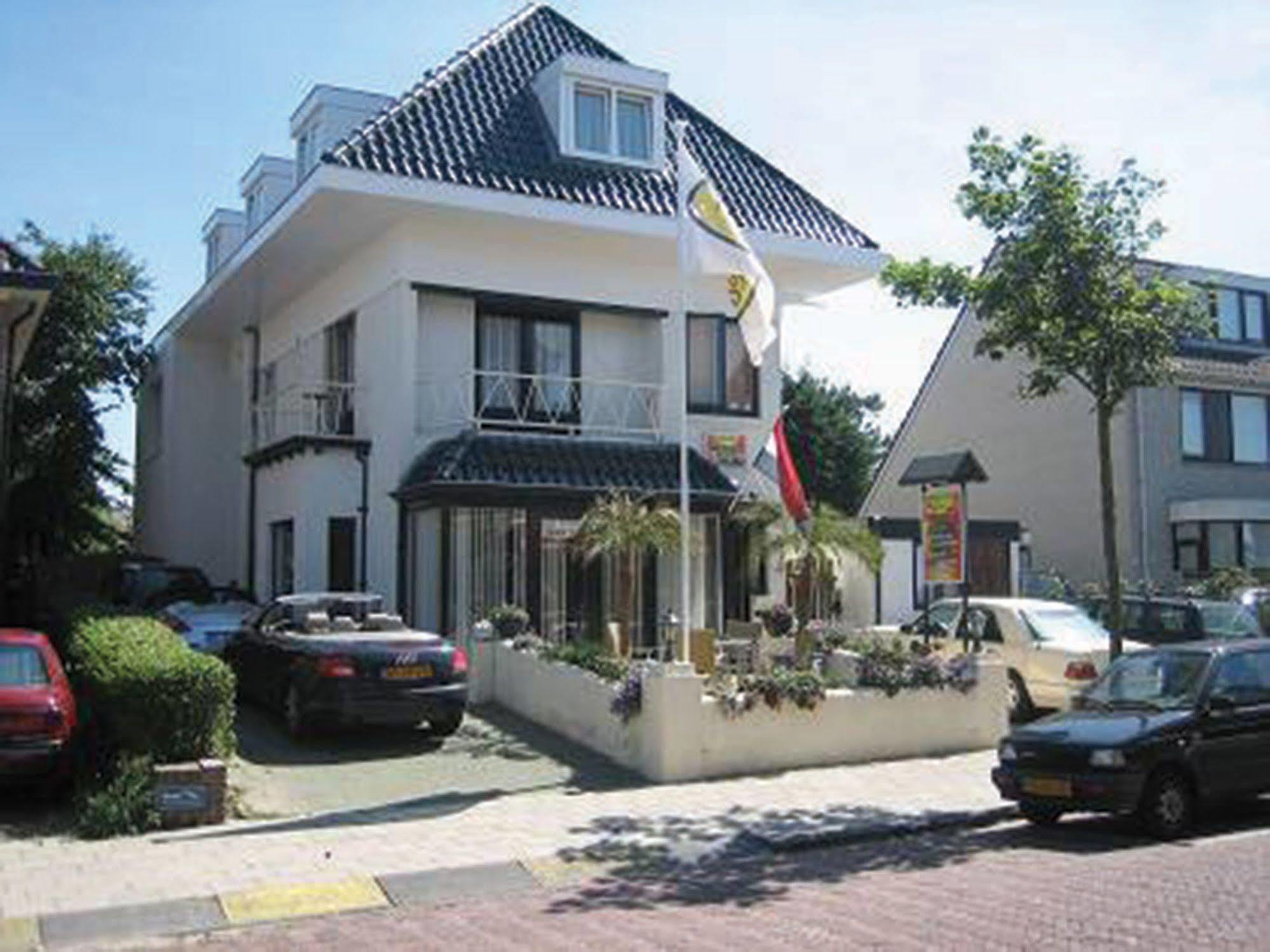 Hotel / Pension Villa Tanahlot Zandvoort Luaran gambar